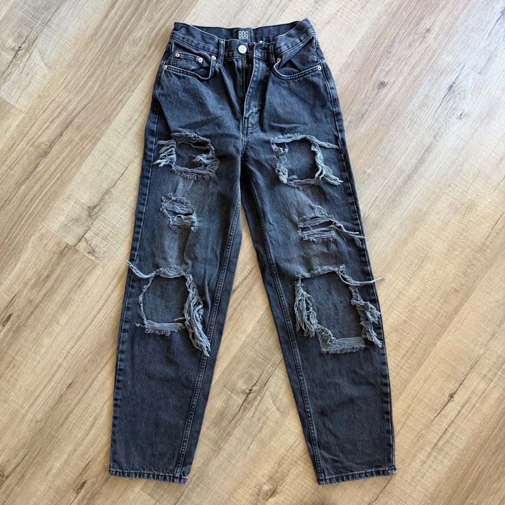 BDG Urban Outfitters High-Rise Baggy Distressed Jeans Washed Black Size 25